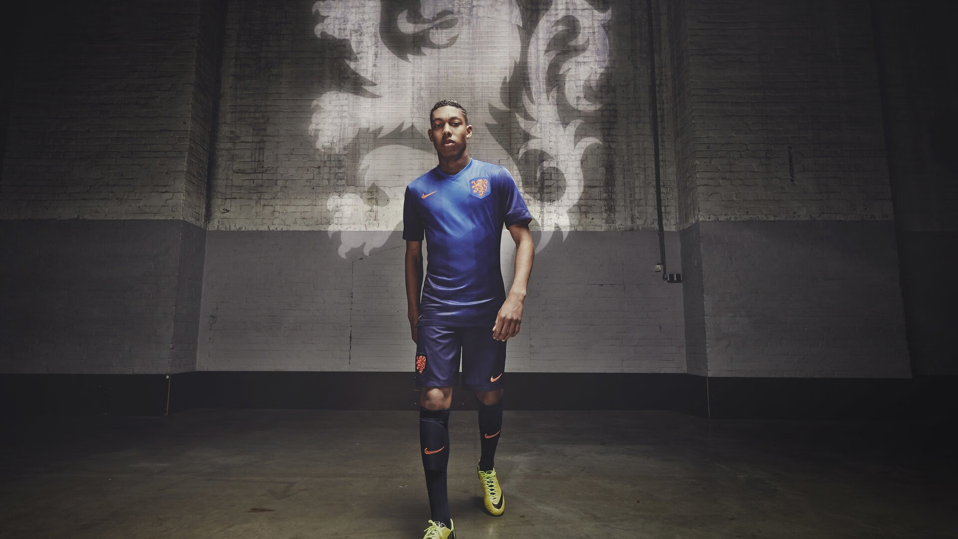 巴萨女足官方喊话：这一战不拿三分就别回家！，巴萨女足青训